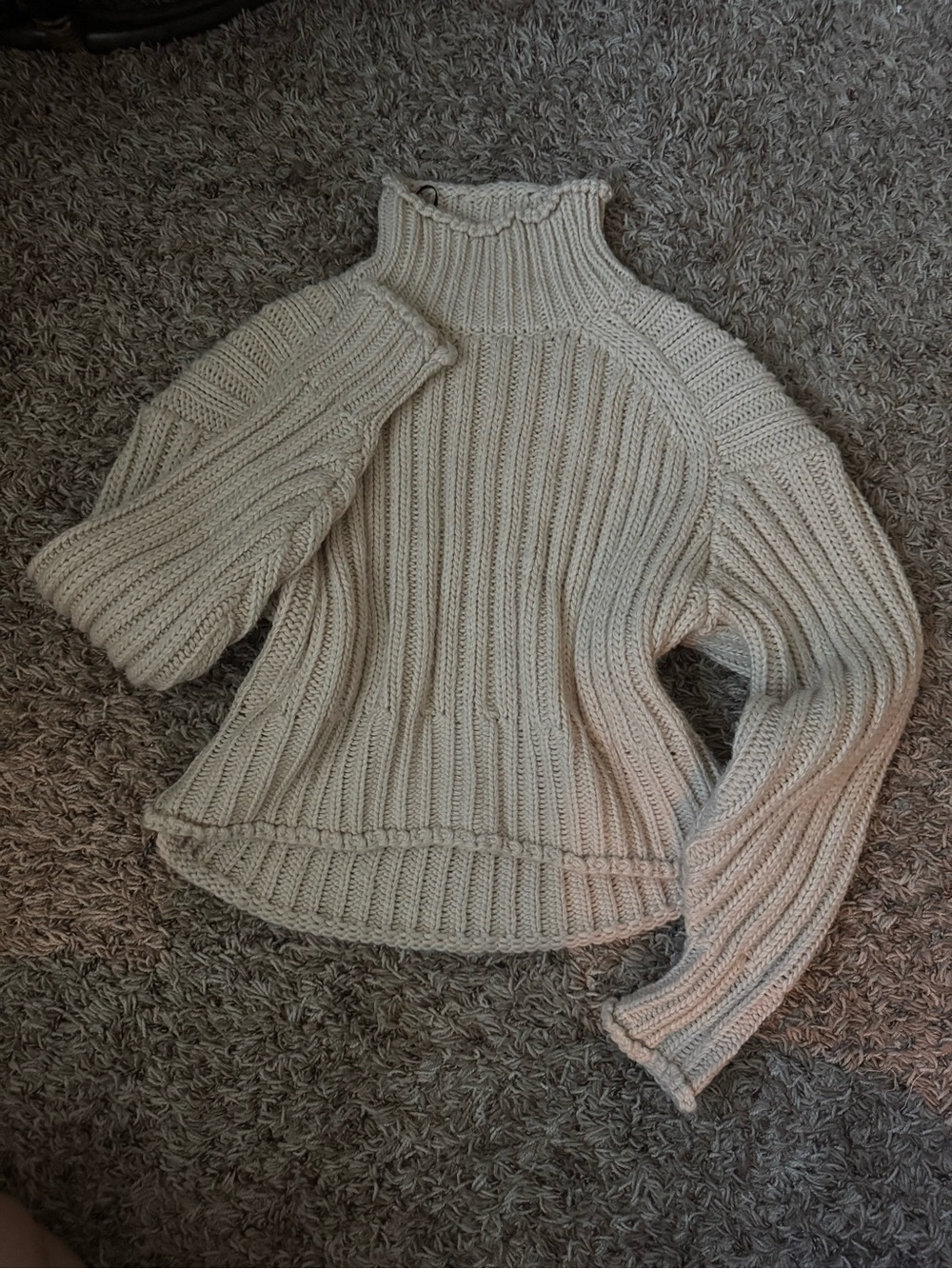 H&M Cream Ribbed Turtleneck Sweater